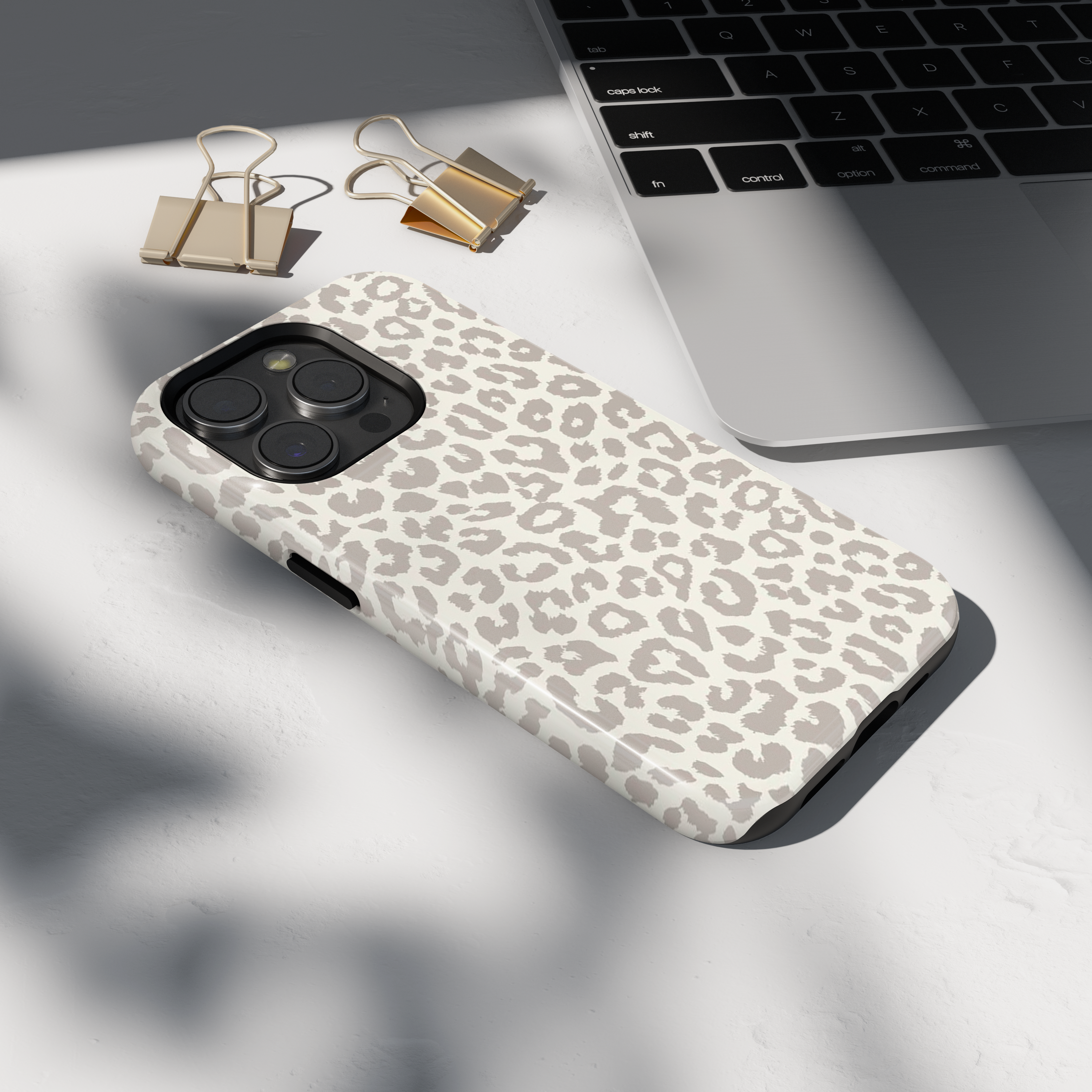 Case iPhone - BEEZ
